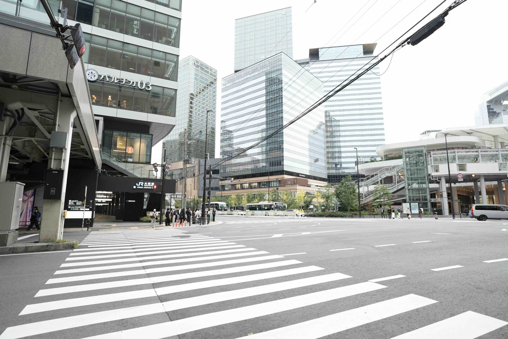 AKI Japan Tax Consultant Office | Income Tax, Corporate Tax, International Tax matters | How to Choose a Bank Account That Is Easy to Use in English and Can Sync with freee for Non-Japanese Freelancers